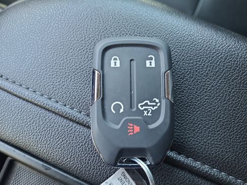 Used 2019 Chevrolet Silverado 1500 LT Trail Boss AWD/4WD image 33