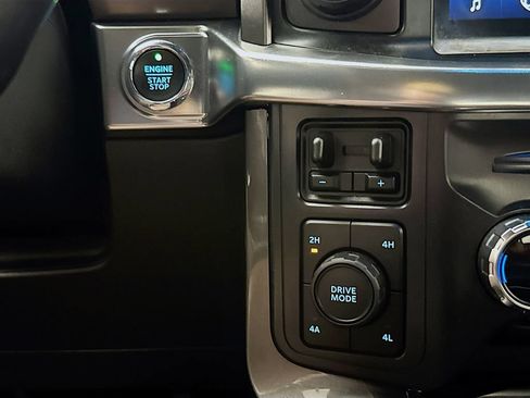 Used 2022 Ford F150 Lariat AWD/4WD image 22