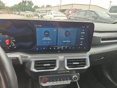 Used 2025 Ford Mustang Premium RWD image 19