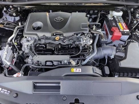 Used 2024 Toyota Camry SE image 31