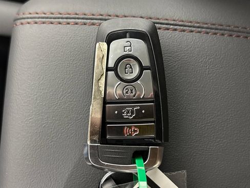 New 2026 Ford Explorer Active w/ Active Comfort Package RWD image 33