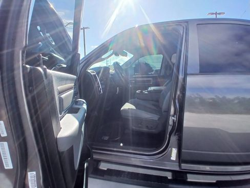 Used 2019 RAM 1500 Classic SLT w/ Luxury Group AWD/4WD image 13
