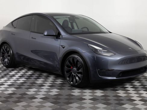 Used 2023 Tesla Model Y Long Range AWD/4WD image 10
