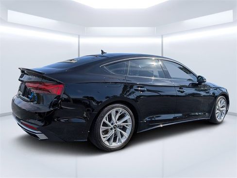 Used 2022 Audi A5 2.0T Premium Plus image 3