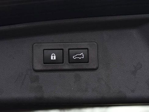 Used 2025 Subaru Outback Onyx Edition image 26