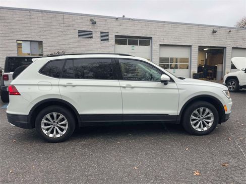 Used 2022 Volkswagen Taos SE image 5