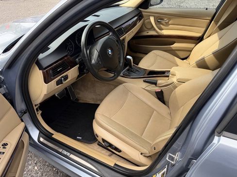Used 2011 BMW 328i xDrive Sedan w/ Premium Pkg 2 AWD/4WD image 10