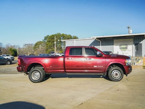 Used 2019 RAM 3500 Limited image 3