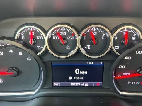 Used 2022 Chevrolet Silverado 1500 LT Trail Boss w/ Safety Package AWD/4WD image 13