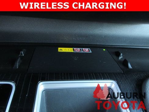 Certified 2025 Toyota Sienna XSE image 18