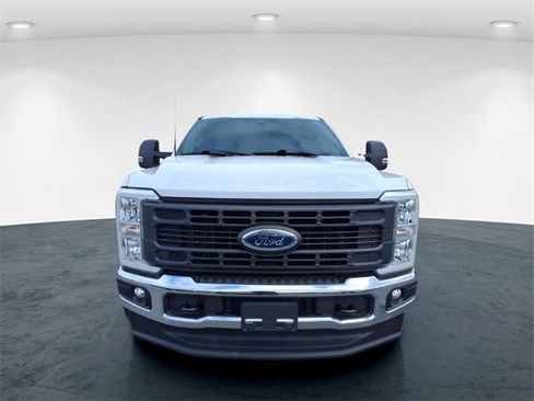 Used 2023 Ford F250 XL w/ Snow Plow/Camper Package image 3