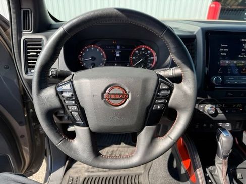 Certified 2023 Nissan Frontier PRO-4X w/ Pro Convenience Package AWD/4WD image 17