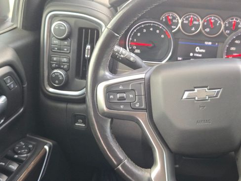 Used 2021 Chevrolet Silverado 1500 LT Trail Boss w/ Bed Protection Package AWD/4WD image 19