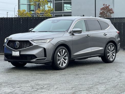 Certified 2025 Acura MDX FWD w/ Technology Package image 8