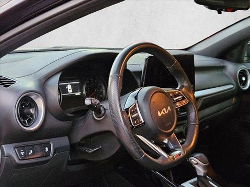 Used 2024 Kia Forte GT-Line image 10