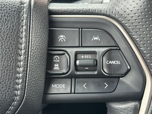 Certified 2025 Toyota 4Runner TRD Off-Road AWD/4WD image 32