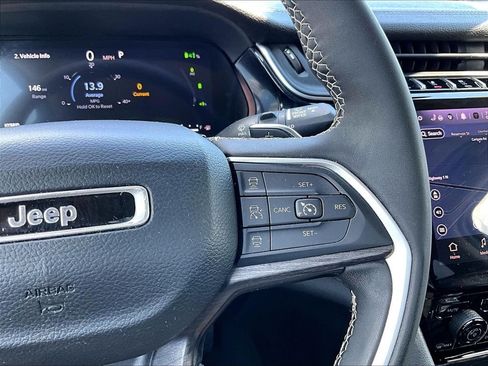 Used 2023 Jeep Grand Cherokee 30th Anniversary AWD/4WD image 24