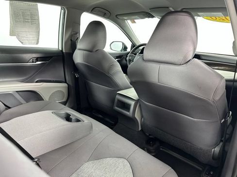 Used 2020 Toyota Camry LE FWD image 27