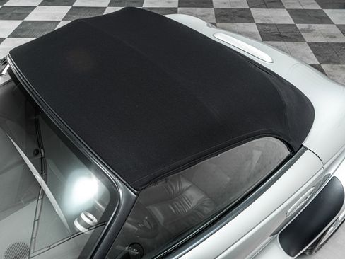 Used 2000 Plymouth Prowler image 30