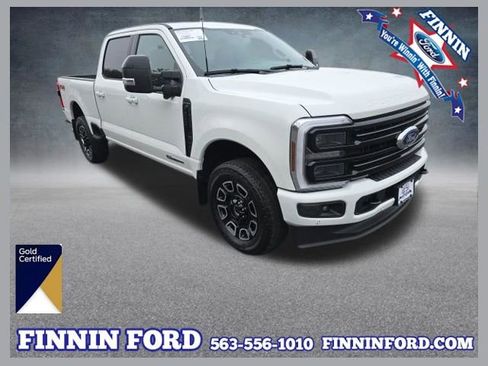 Certified 2025 Ford F250 Platinum AWD/4WD image 1