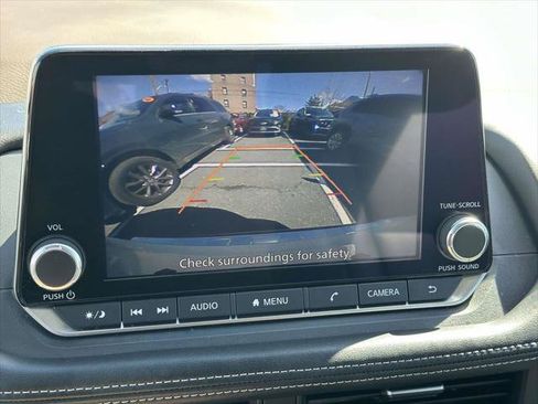 Used 2023 Nissan Rogue SV w/ SV Premium B Package image 23