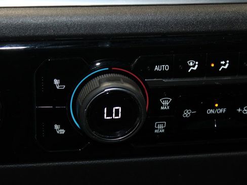 Used 2024 Chevrolet Silverado 1500 LT w/ Protection Package image 31