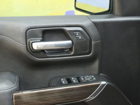 Used 2019 Chevrolet Silverado 1500 RST w/ True North Edition AWD/4WD image 13