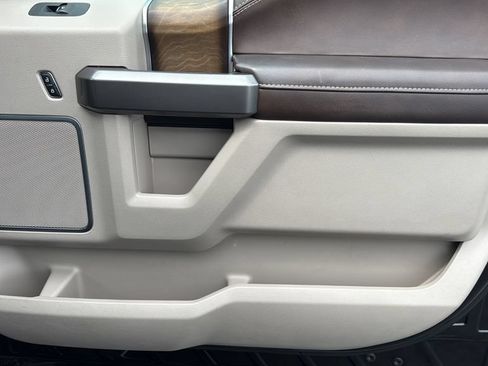 Used 2020 Ford F150 Limited AWD/4WD image 7