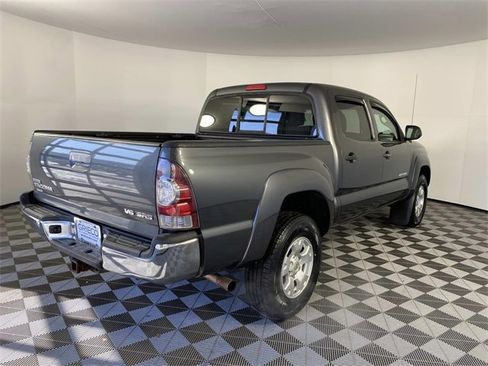 Used 2013 Toyota Tacoma 4x4 Double Cab w/ SR5 Pkg image 9