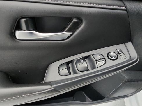 Used 2022 Nissan Sentra SV image 13