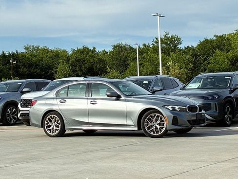 Used 2025 BMW 330i xDrive Sedan AWD/4WD image 5