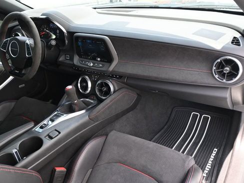 Used 2023 Chevrolet Camaro ZL1 image 9