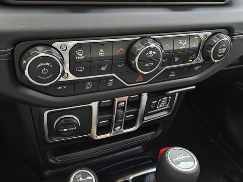 New 2026 Jeep Gladiator Sport AWD/4WD image 20