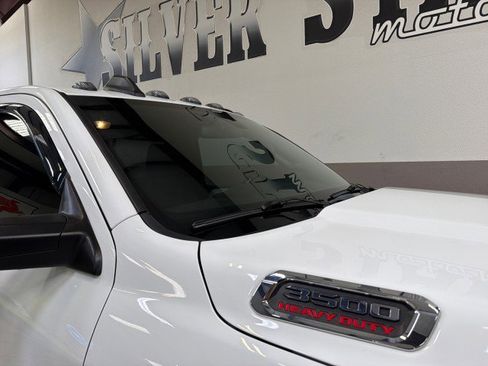 Used 2022 RAM 3500 Tradesman image 38
