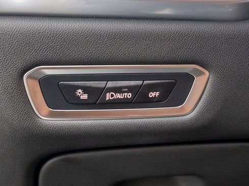 Certified 2025 BMW X7 M60i w/ Executive Package image 21