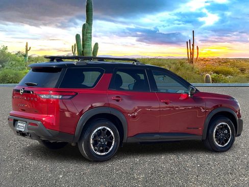 Certified 2023 Nissan Pathfinder Rock Creek image 5
