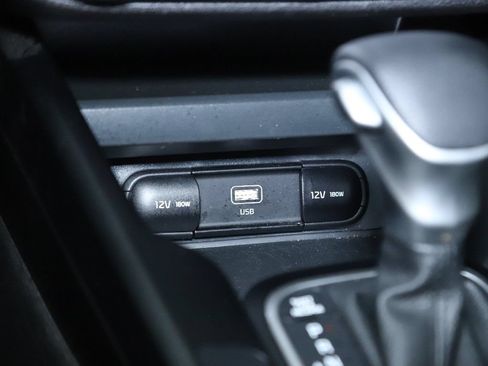 Used 2023 Kia Soul LX FWD image 25
