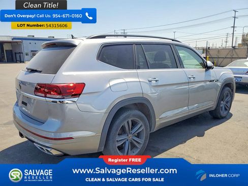 Used 2021 Volkswagen Atlas SE w/ Panoramic Sunroof Package FWD image 4