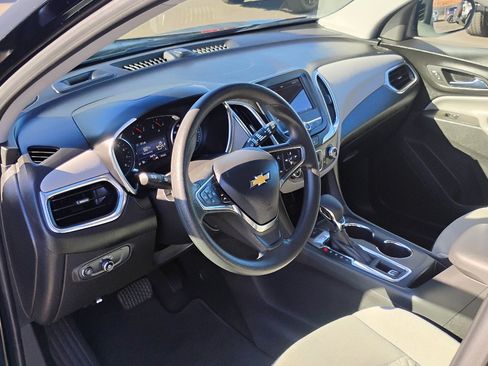 Used 2023 Chevrolet Equinox LT image 12