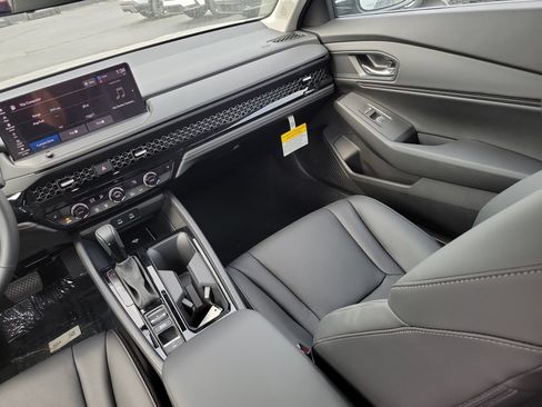 New 2026 Honda Accord EX-L image 28
