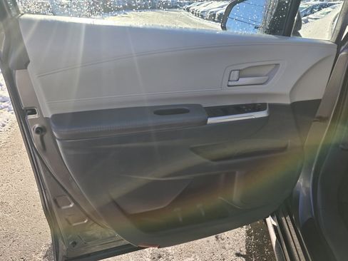 Used 2024 Toyota Sienna LE image 16