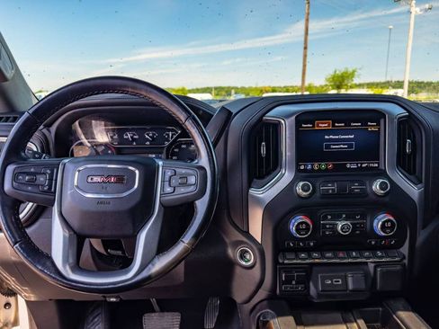 Used 2022 GMC Sierra 1500 SLT AWD/4WD image 8