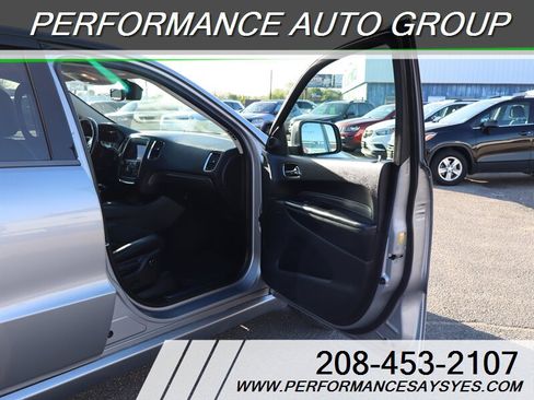 Used 2018 Dodge Durango GT AWD/4WD image 17