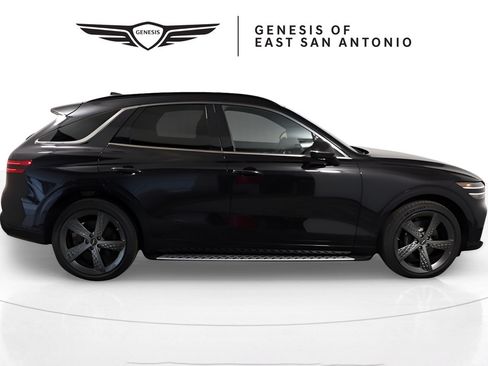 Used 2025 Genesis GV70 3.5T Sport w/ Sport Prestige Package AWD/4WD image 8