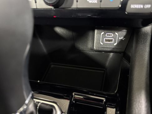 Used 2022 Jeep Compass High Altitude AWD/4WD image 30