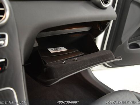 Used 2022 Mercedes-Benz GLC 300 4MATIC image 35