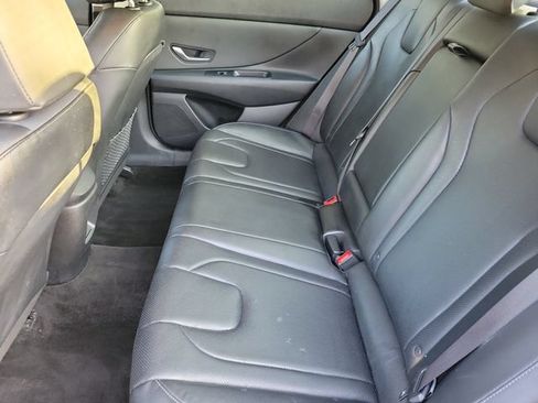 Used 2024 Hyundai Elantra Limited FWD image 14