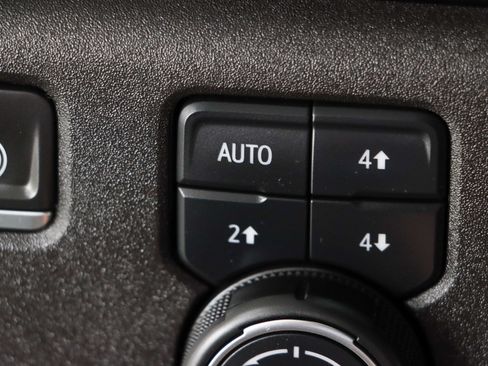 Used 2024 Chevrolet Silverado 3500 High Country w/ High Country Premium Package AWD/4WD image 24