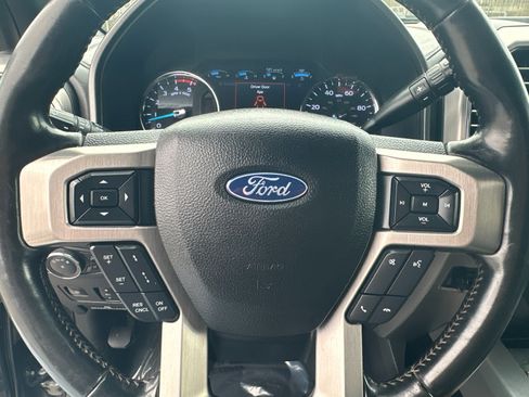 Certified 2019 Ford F350 Platinum w/ Platinum Ultimate Package image 22