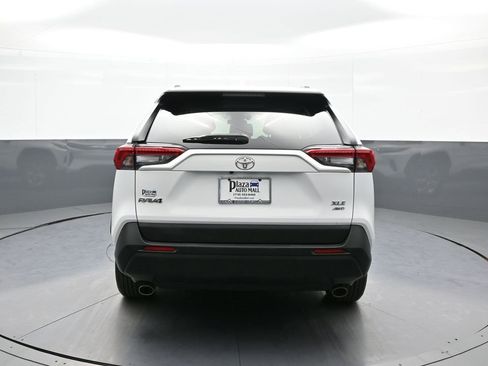 Certified 2022 Toyota RAV4 XLE image 7